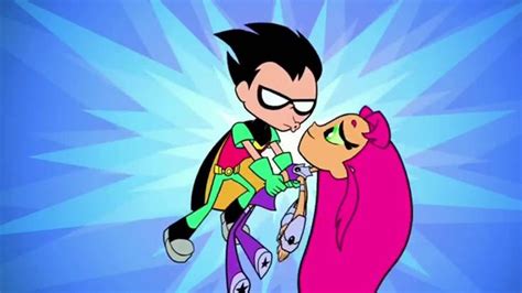 starfire and robin|starfire and robin kissing.